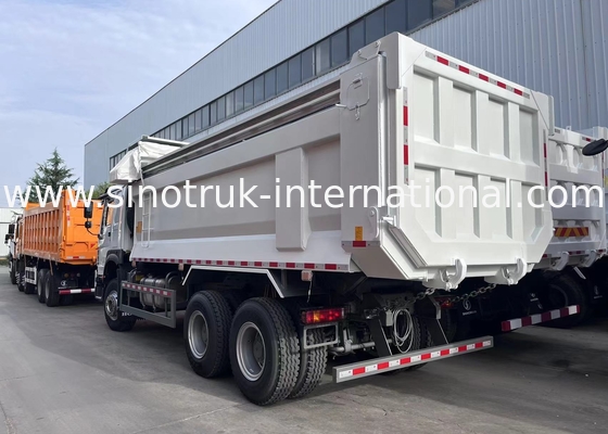 Sinotruk Howo Tipper Dump Truck 400Hp 6 × 4 U Shape Tray With Automatic Tarpaulin