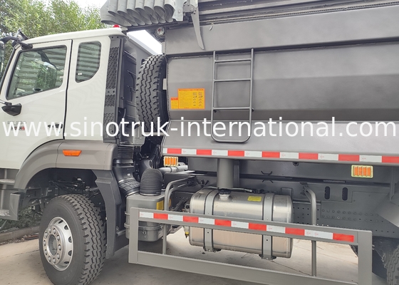 SINOTRUK HOWO LHD 6×4 10wheels U-type Dump Truck For 40Tons Minning