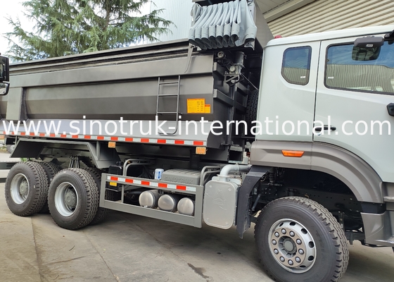 SINOTRUK HOWO LHD 6×4 10wheels U-type Dump Truck For 40Tons Minning