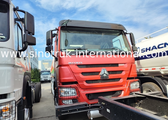 SINOTRUK HOWO Red 380HP 8×4 12Wheels High Capacity Oil Tank Truck