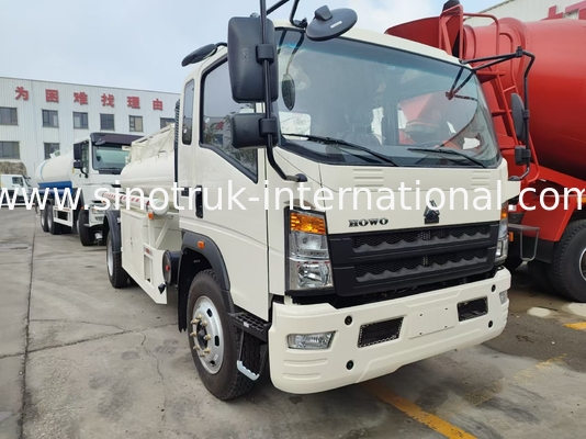 HOWO 4×2 Light Truck 5-6CBM LHD 160HP