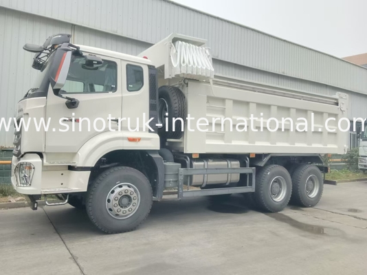 30 - 40 Tons RHD 10 Wheels Tarpaulin Sinotruk Howo 6x4 Tipper Truck For Construction