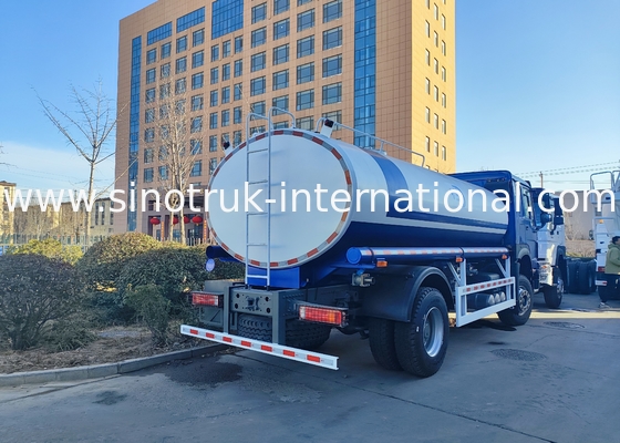 SINOTRUK HOWO 4x2 300HP Blue Chassis With 10m³ Water Tank Body