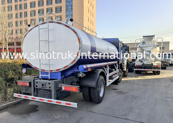 SINOTRUK HOWO Water Tank Truck 4x2 RHD 300HP 10CBM For Durable Water Transportation