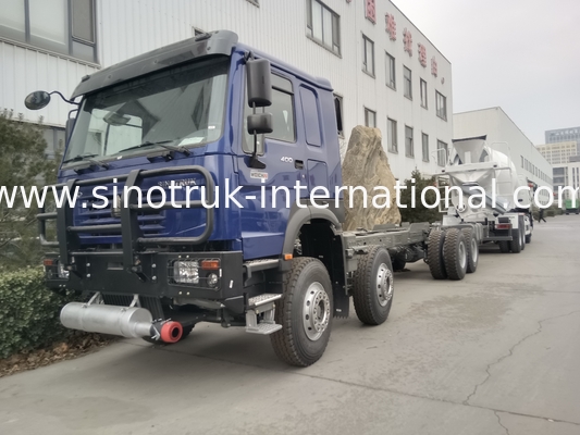 SINOTRUK HOWO Oil Tank Truck Chassis 400HP 8X4 LHD 50 Tons 40CBM