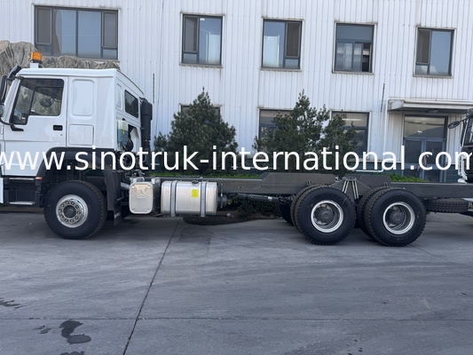 SINOTRUK  HOWO Truck Chassis SINOTRUK Engine371HP 6 × 4  RHD With Warning Light Used In Dump Truck Cargo Truck Water Truck