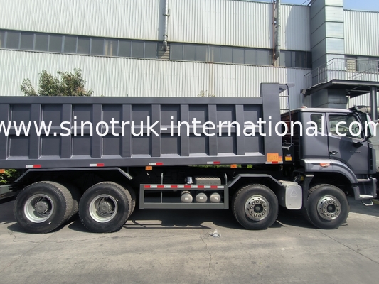 5300*2300*1500mm Cargo Box Heavy Duty Dump Truck For Smooth Cargo Transportation RHD / LHD Driving Type