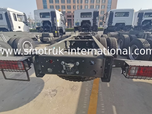 SINOTRUK HOHAN Howo Tipper Dump Truck Chassis Weichai Engine 6 × 4 LHD ZZ3257V384JB1 Model