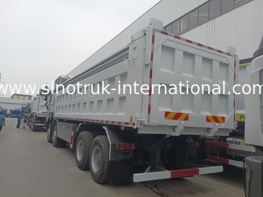 SINOTRUK HOWO 380HP Tipper Dump Truck 12 Wheels LHD 31 Tons 20-30CBM V7-X Cab