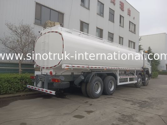 SINOTRUK HOWO Red 371HP 8×4 12Wheels High Capacity Oil Tank Truck 30CBM