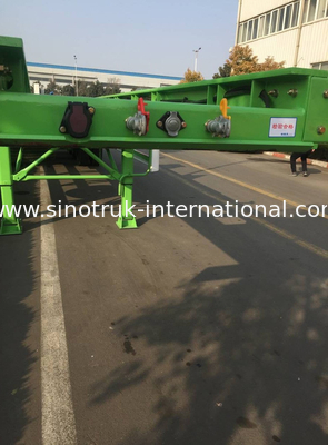 3 Axle Truck Mounted Crane Container For Transportation Self Loading