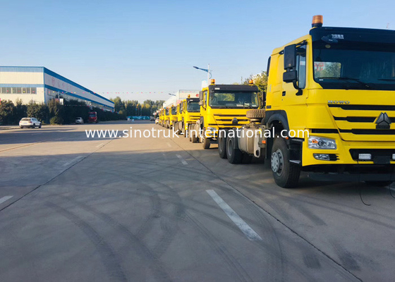 Carbon Steel Semi Trailer Truck For Powder Material Transporting