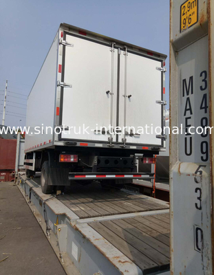 7 Ton Refrigerated Truck For Frozen Foods Transporting ZZ1127G4215C1