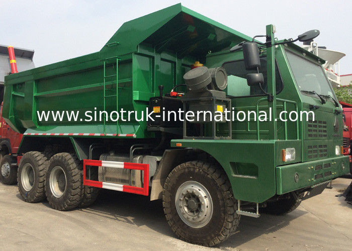 Heavy Duty SINO HOWO Trucks / 10 Wheeler Dump Truck 371HP Low Fuel Consumption