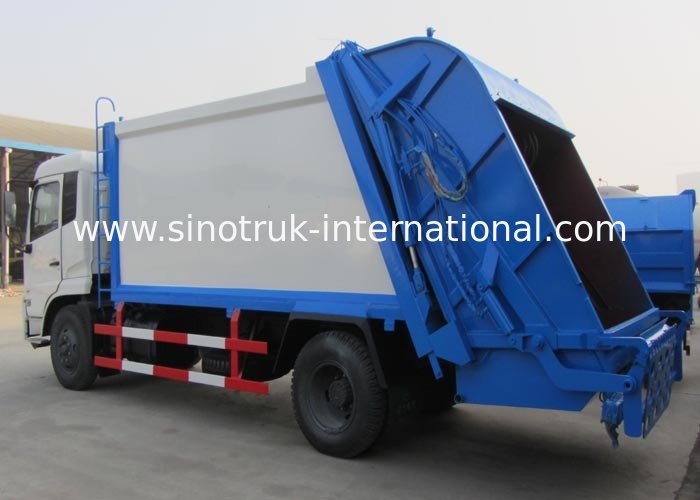 SINOTRUK HOWO Compressed Garbage Collection Truck 5-6CBM LHD 4X2 ZZ1087D3415C180