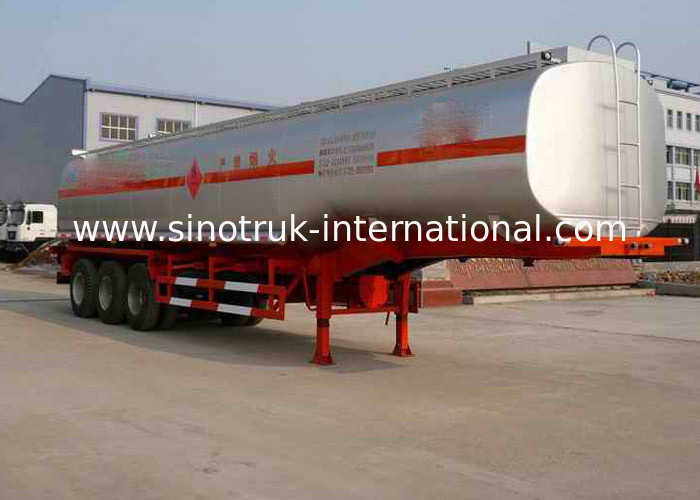 Carbon Steel Tanker Heavy Duty Semi Trailer Truck For Storage / Carrying Oils