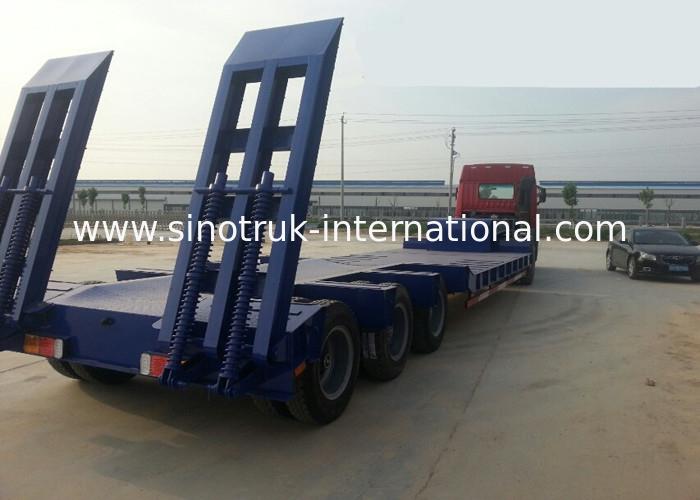 Low-bed Semi Trailer Truck 3 Axles 70Tons 15m for Loading construction machine