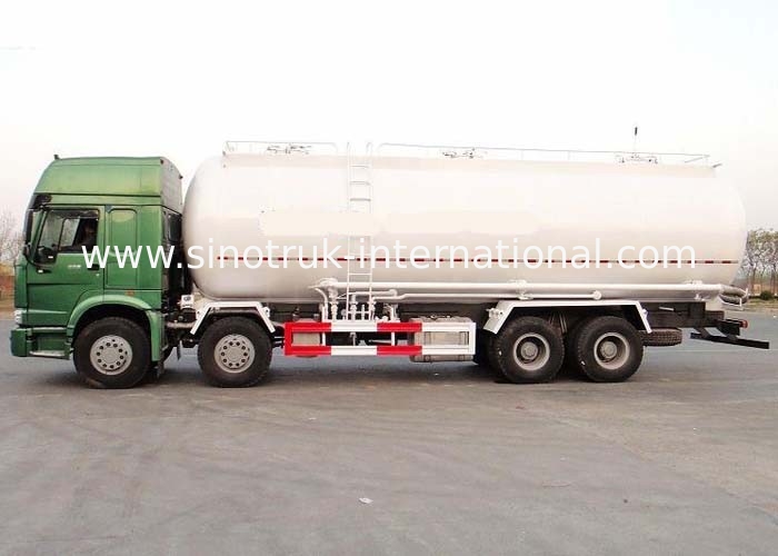High Efficiency 12 Wheels 8×4 Cement Bulk Carrier Truck With Large Capacity
