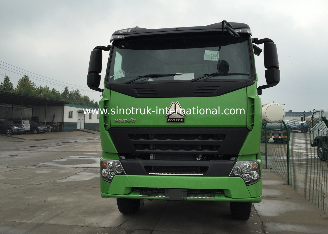 SINOTRUK HOWO 6x4 371HP RHD Dump Truck ZZ3257N3847N1