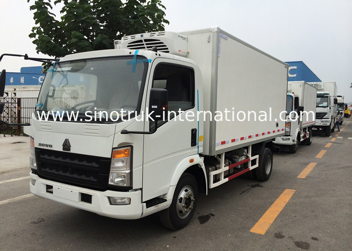 Vegetables / Fruits Refrigerated Delivery Truck 4X2 8 Tons with 140 HP
