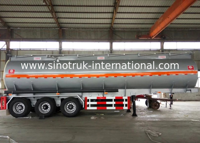 60 CBM Oil Tank Truck 3 Axles Semi Flatbed Trailers For Oil Fuel Transport