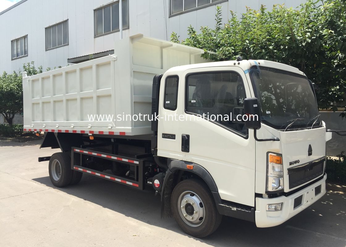 Sinotruk Howo Light Duty Dump Trucks 4×2 Rhd 116hp Middle lifting