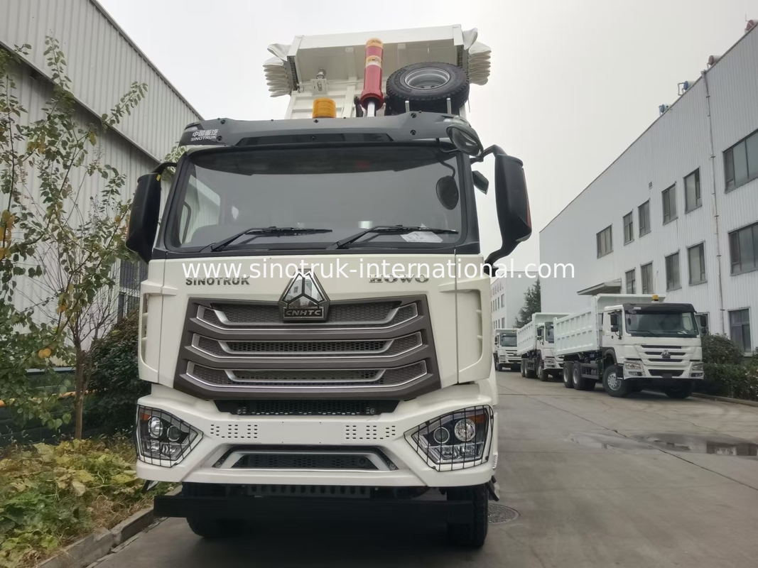 30 - 40 Tons RHD 10 Wheels Tarpaulin Sinotruk Howo 6x4 Tipper Truck For Construction