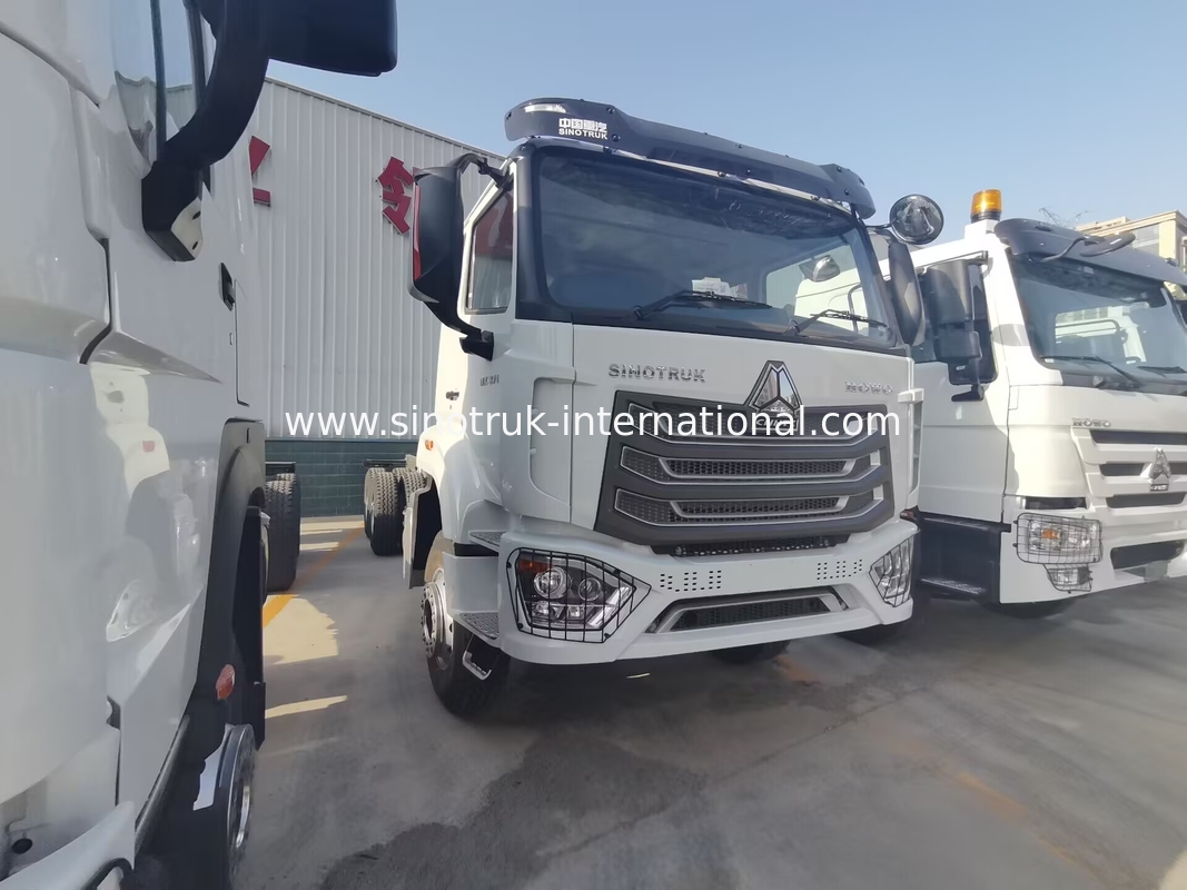 SINOTRUK HOHAN Howo Tipper Dump Truck Chassis Weichai Engine 6 × 4 LHD ZZ3257V384JB1 Model