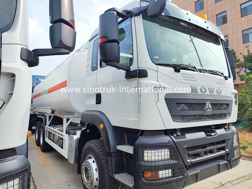 White HOWO TX 6×4 Fuel Transport Truck 336HP | 25CBM Fuel Tank, Stable Transport Performance