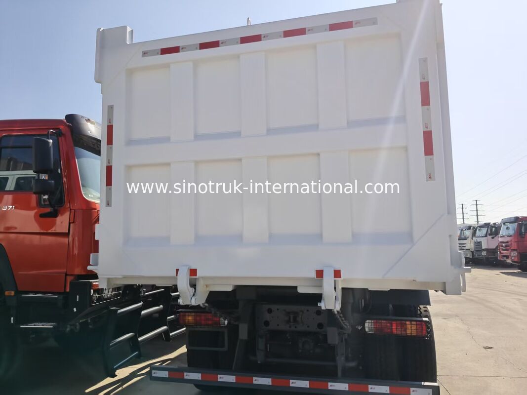 Tipper Truck SINOTRUK HOWO 371HP 12 Wheels LHD 31 Tons 20-30CBM ZZ3317N3567W White