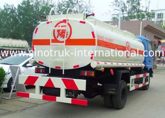 Transporting Oil Tank Truck SINOTRUK HOWO 5-6CBM
