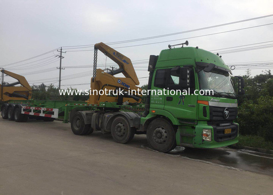 3 Axle Truck Mounted Crane Container For Transportation Self Loading