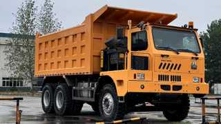 View 6×4 Mining Tipper 90Ton 430HP LHD Demo